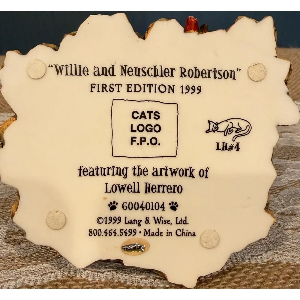 Vintage First Edition 4x4 Willie Snd Neuschler Robertson Cat Figurine